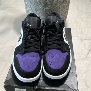 Here is a great pair of Jordan 1s low top with purple suede in great condition